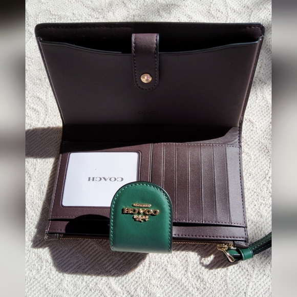 Coach Phone Wallet in Signature Coated Canvas-- NWT - Picture 10 of 14